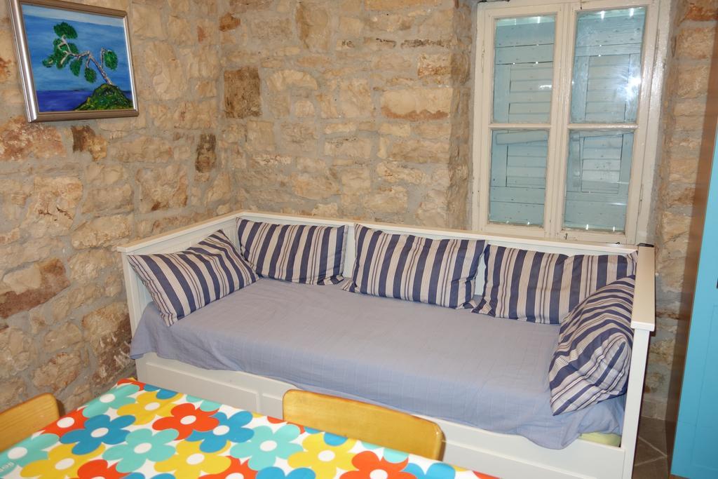Vila Majda Tar-Vabriga Luaran gambar