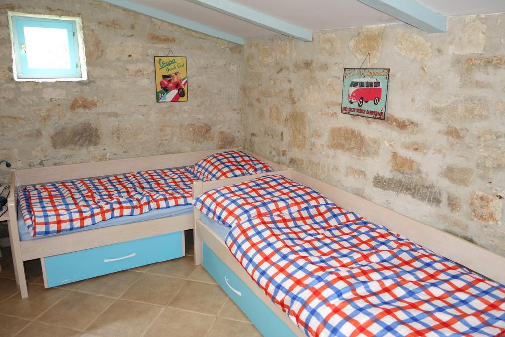 Vila Majda Tar-Vabriga Luaran gambar