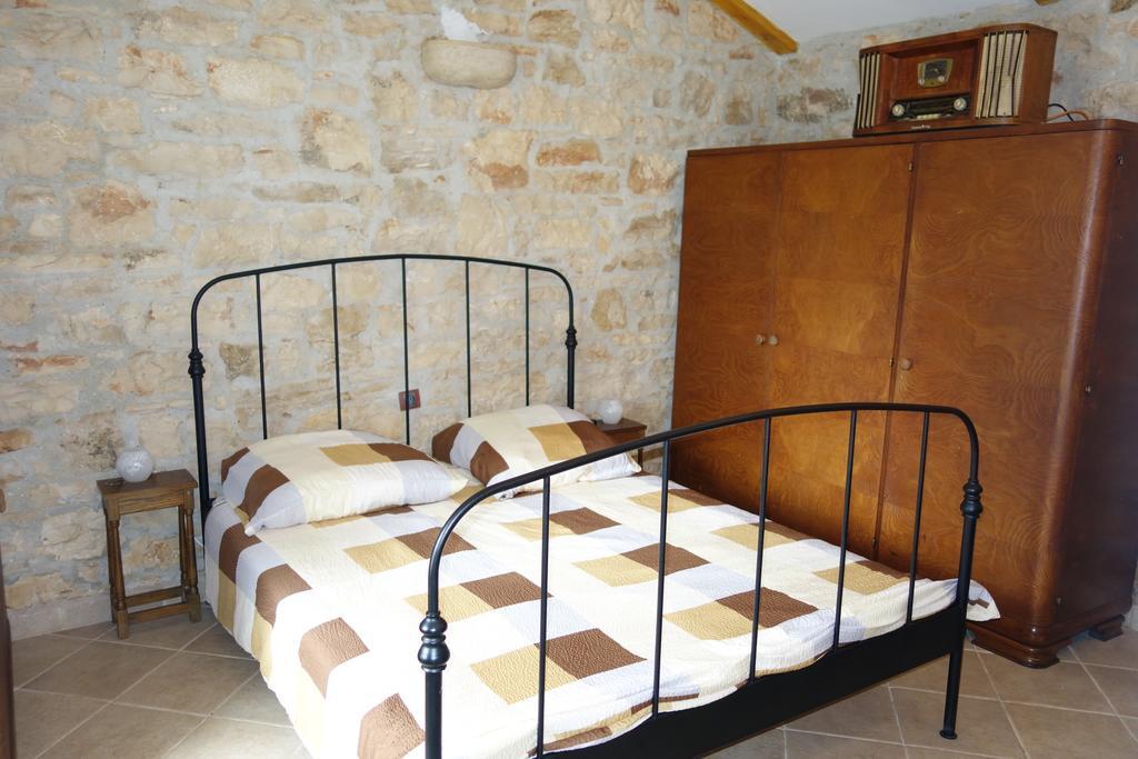 Vila Majda Tar-Vabriga Luaran gambar