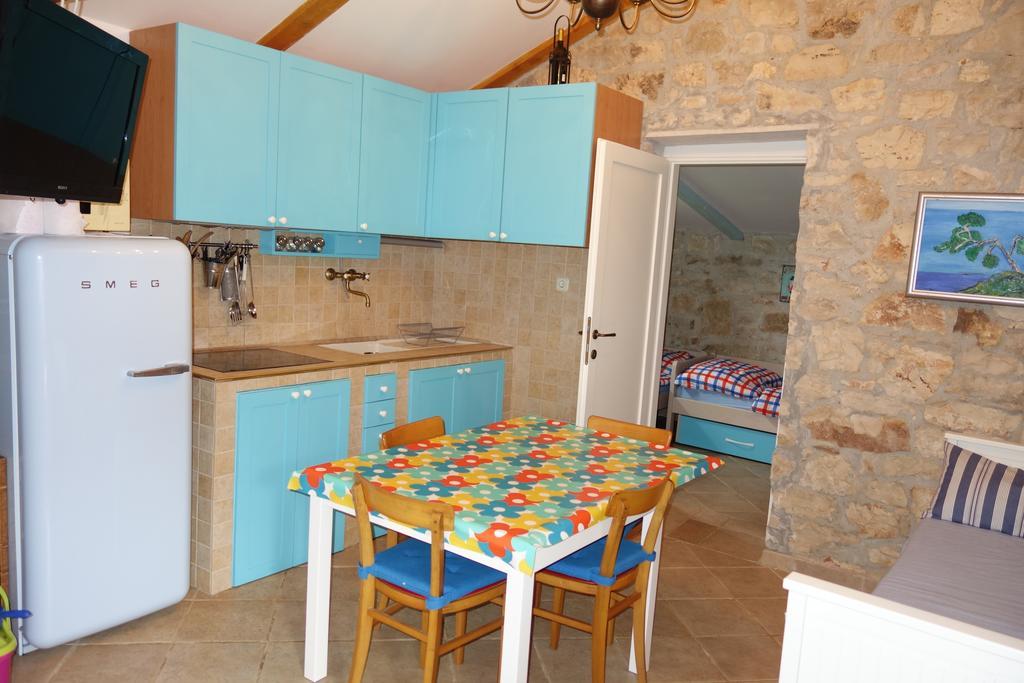 Vila Majda Tar-Vabriga Luaran gambar